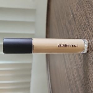 Laura Mercier flawless fusion